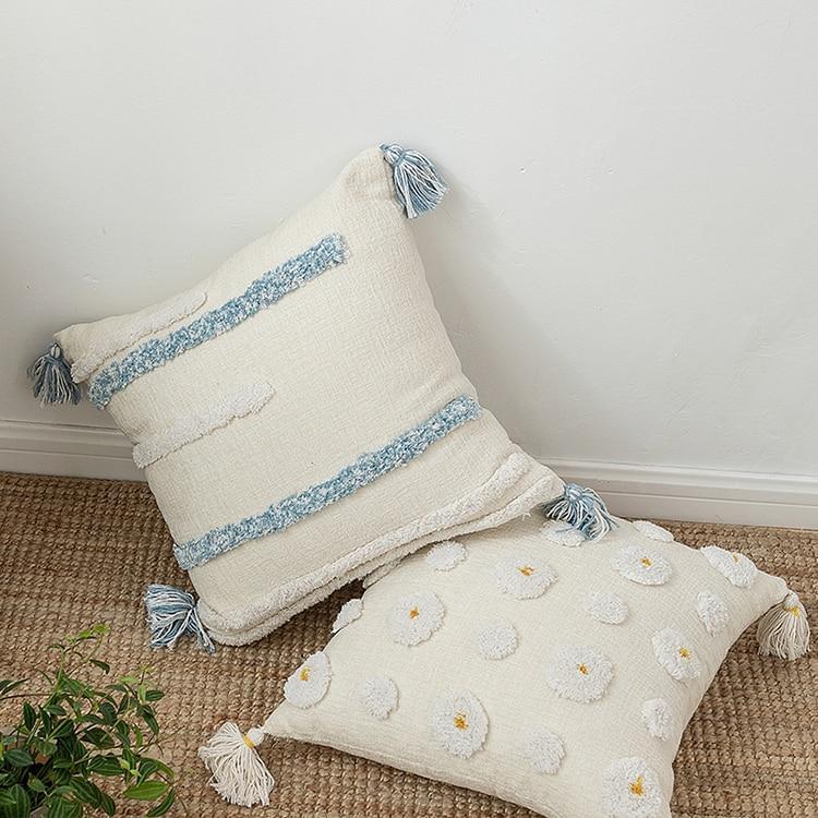 Tuft Tassels Handmade Moroccan Cushions - Hyggeh