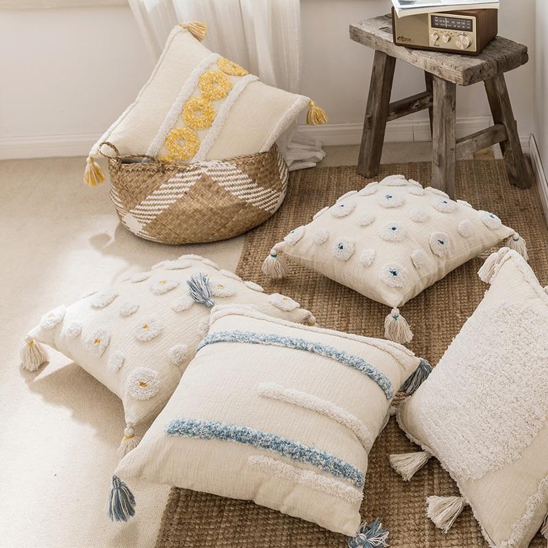 Tuft Tassels Handmade Moroccan Cushions - Hyggeh